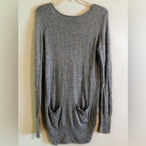 Women’s Jennifer Lopez Gray Long Sleeve Sweater Size Small